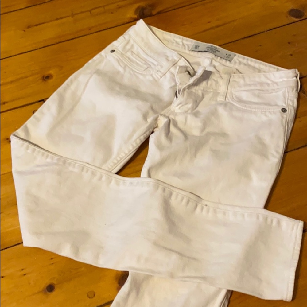 Abercrombie & Fitch white jean pants 00R